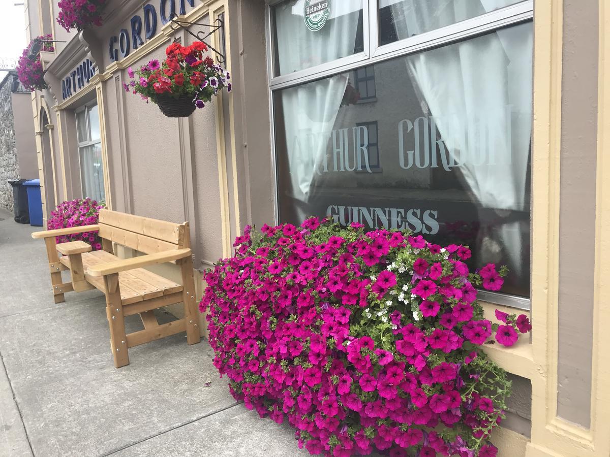 Gordon'S Guesthouse Loughrea Exterior foto